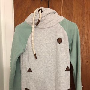 Cross neck hoodie
